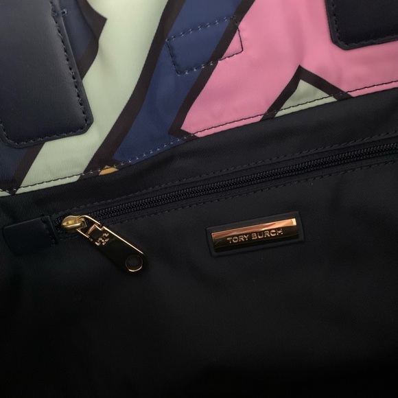 Tory Burch Ella Printed Mini Tote NWT - Picture 10 of 16